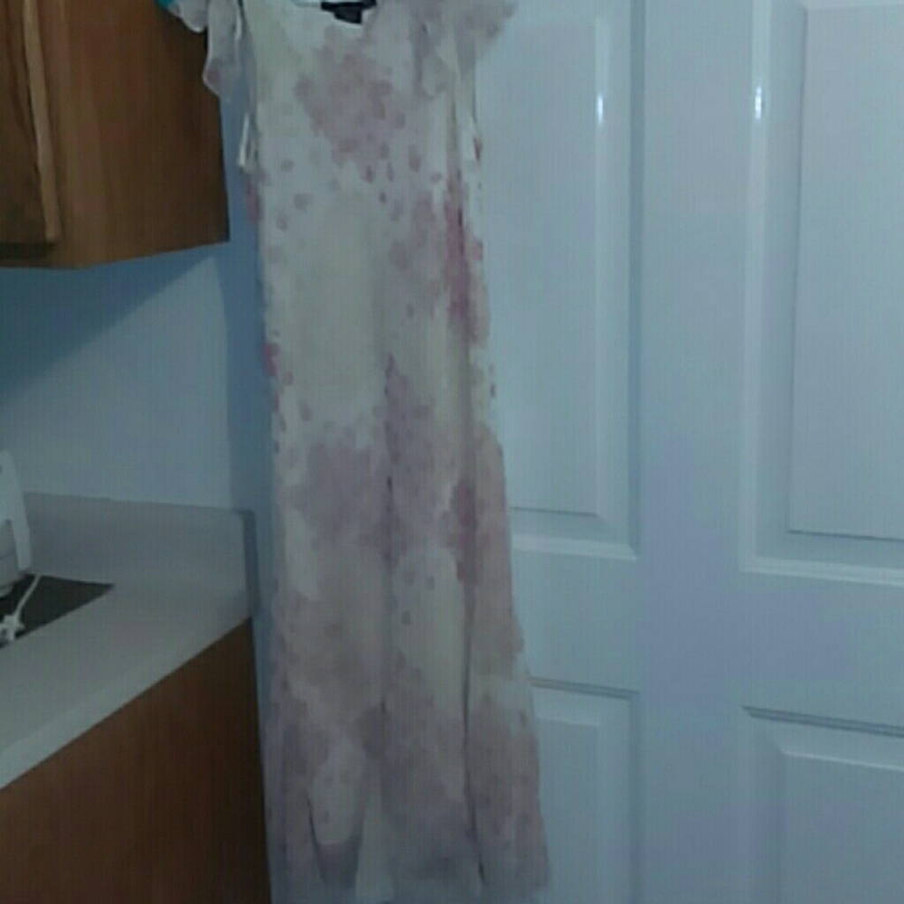 Young lady's Spring time dress!